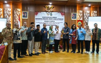 Kunjungi Gunungkidul, Komisi X DPR RI Bawa Bantuan 1 Miliyar Untuk Perpustakaan