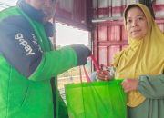 Pererat Kebersamaan, Ojol Solusi Salurkan Bantuan kepada Keluarga Driver Yang Membutuhkan