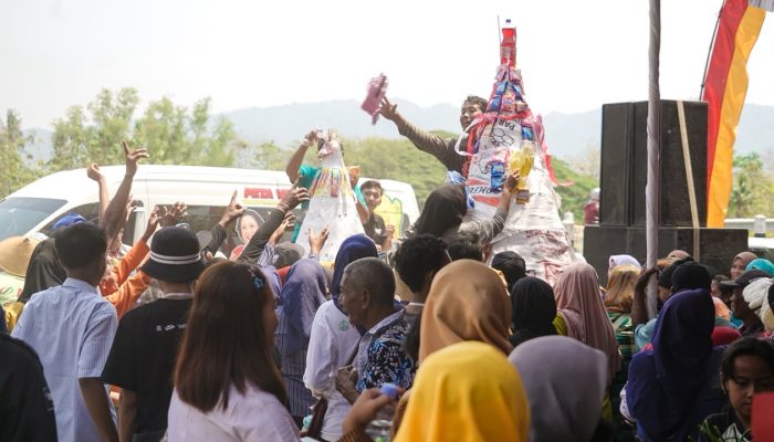 Hadiri Sedekah Bumi Randusari, Bupati Gunungkidul Ajak Warga Jaga Persatuan