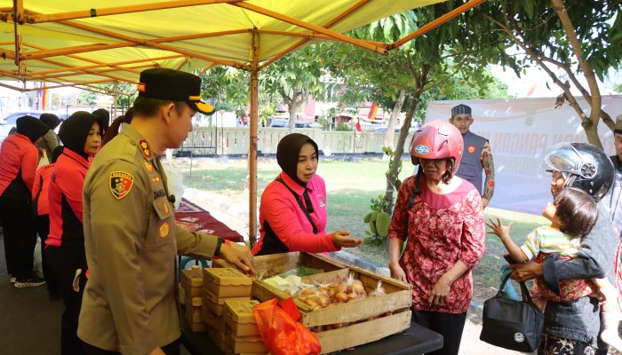 Pasar Pangan Murah Polres Gunungkidul Diserbu Warga, Seluruh Komoditas Ludes Terjual