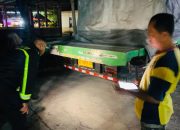 Diduga Kurang Konsentrasi, Pengendara PCX Tabrak Truk Tronton
